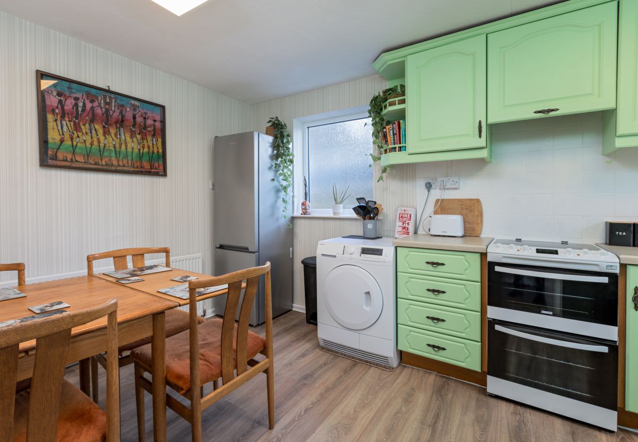 House in Sheffield - Cozy 3BR Home in Hurlfield Rd in Sheffield