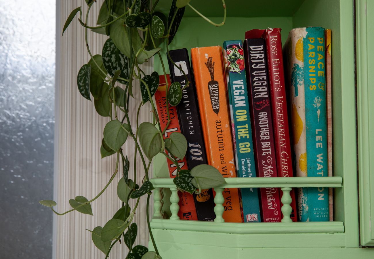 House in Sheffield - Cozy 3BR Home in Hurlfield Rd in Sheffield