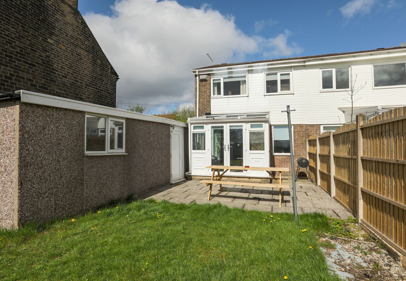 House in Sheffield - Cozy 3BR Home in Hurlfield Rd in Sheffield