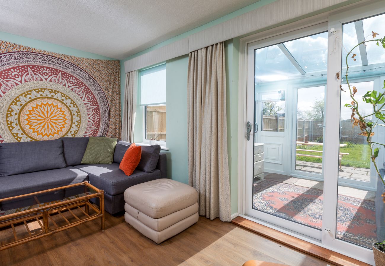 House in Sheffield - Cozy 3BR Home in Hurlfield Rd in Sheffield