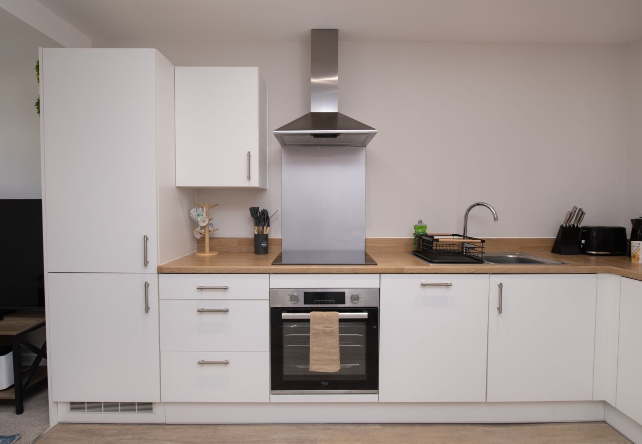 Apartment in Hull - Chic 1BR Sanctuary in Hull City Centre Near Marina