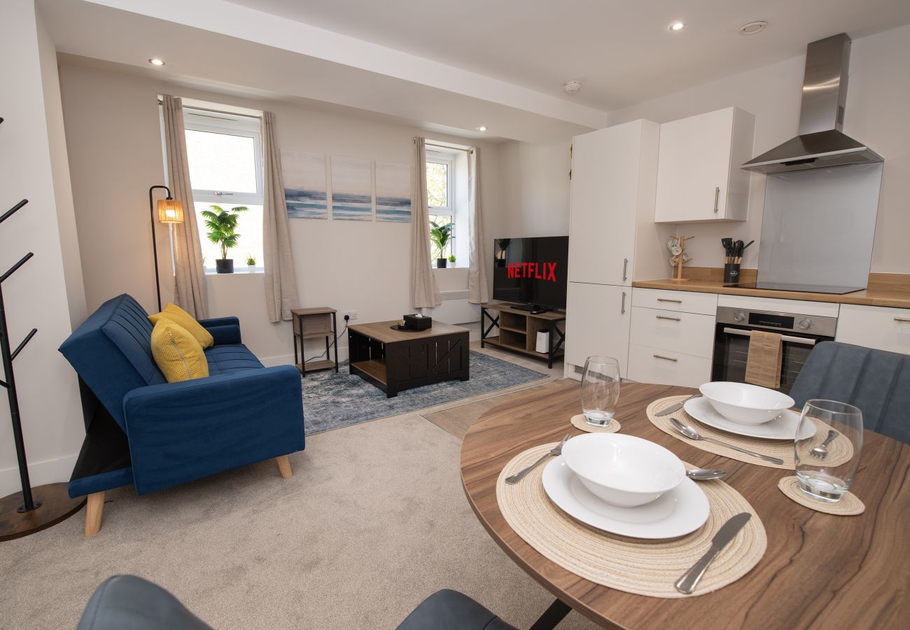 Apartment in Hull - Chic 1BR Sanctuary in Hull City Centre Near Marina