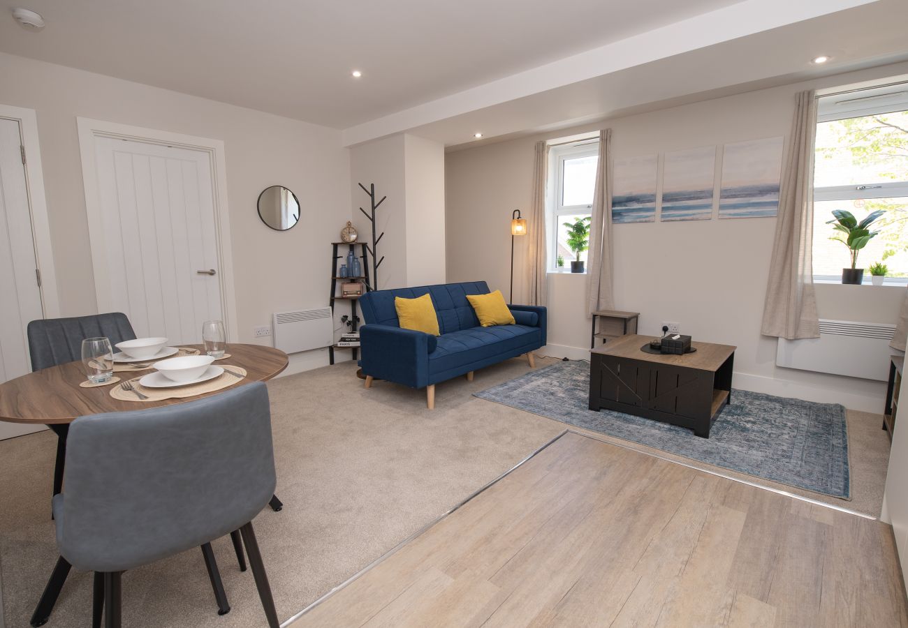 Apartment in Hull - Chic 1BR Sanctuary in Hull City Centre Near Marina