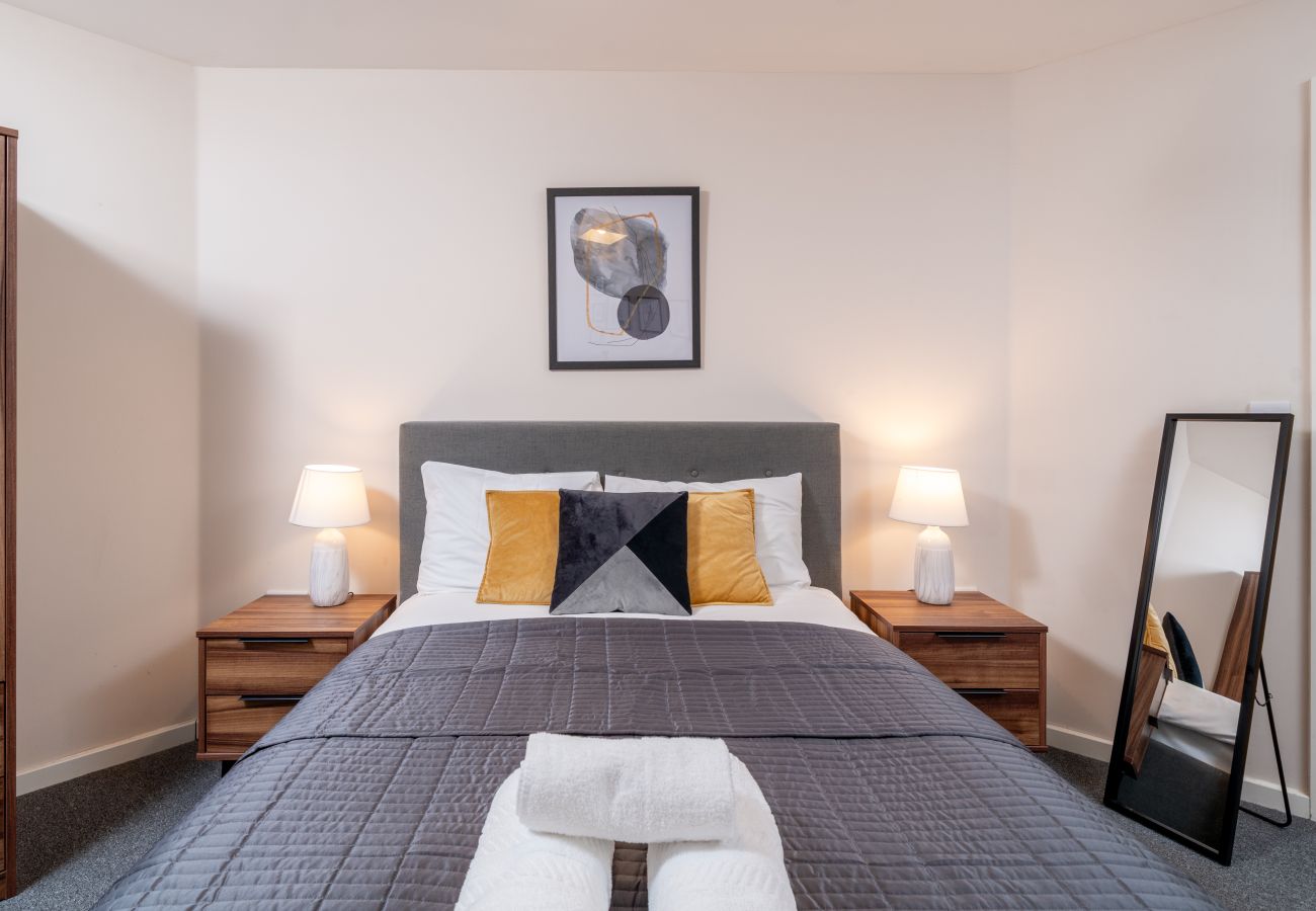 Apartment in Salford - Stylish 1BR Haven Near Manchester Centre