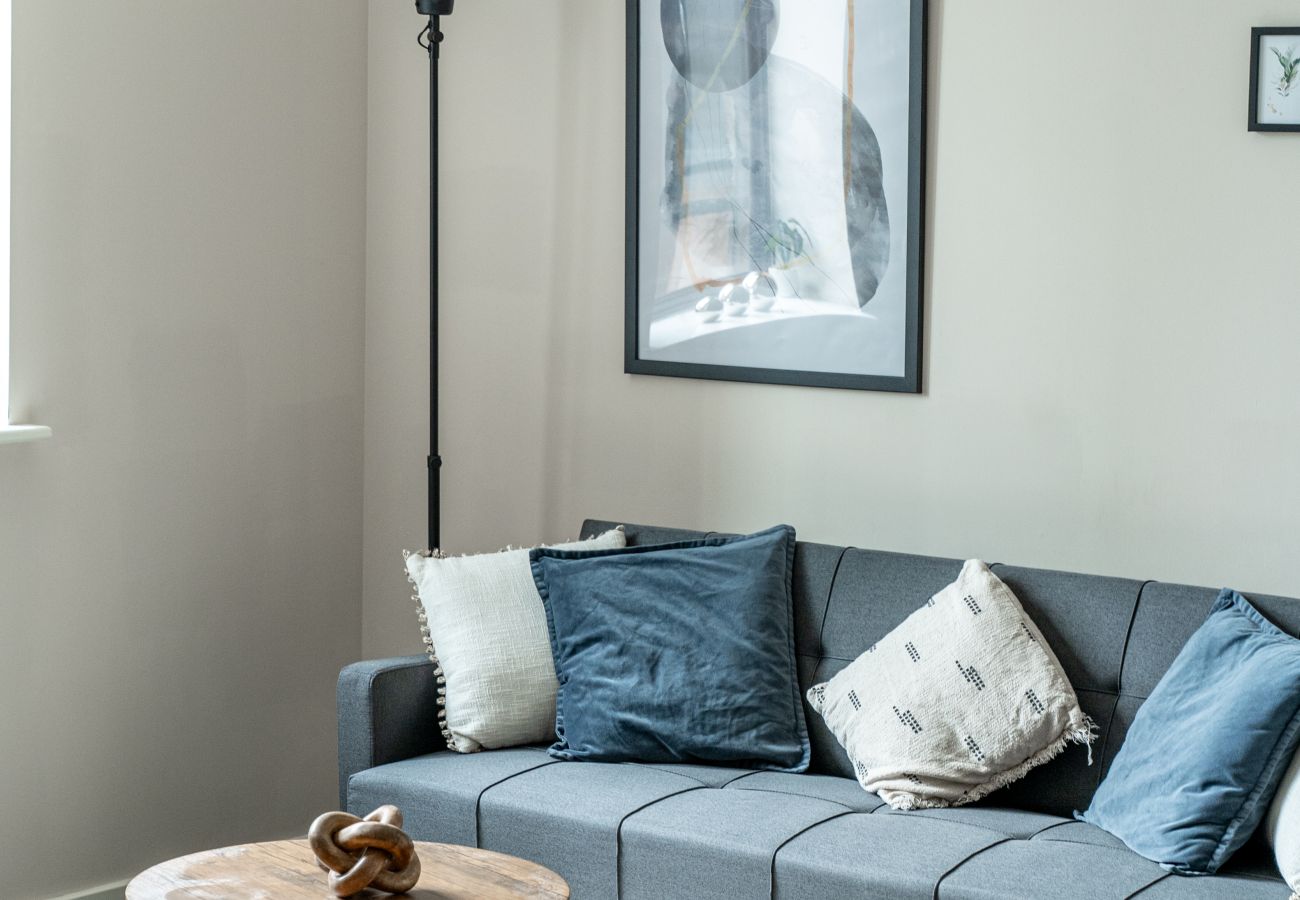 Apartment in Salford - Stylish 1BR Haven Near Manchester Centre