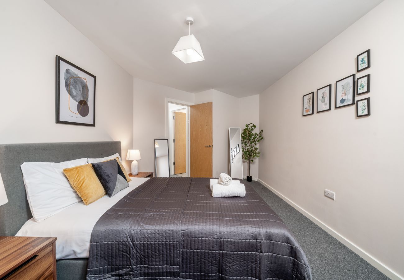 Apartment in Salford - Stylish 1BR Haven Near Manchester Centre